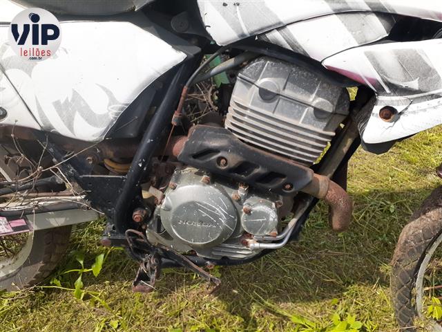 HONDA XR 250 TORNADO - 2004/2004 — foto 7 de 10