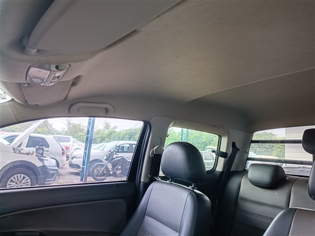 VOLKSWAGEN SAVEIRO CD HL MB - 2016/2016 — foto 16 de 25