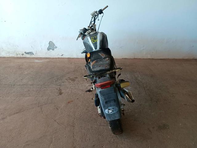 HONDA CBX 250 TWISTER - 2003/2003 — foto 4 de 10