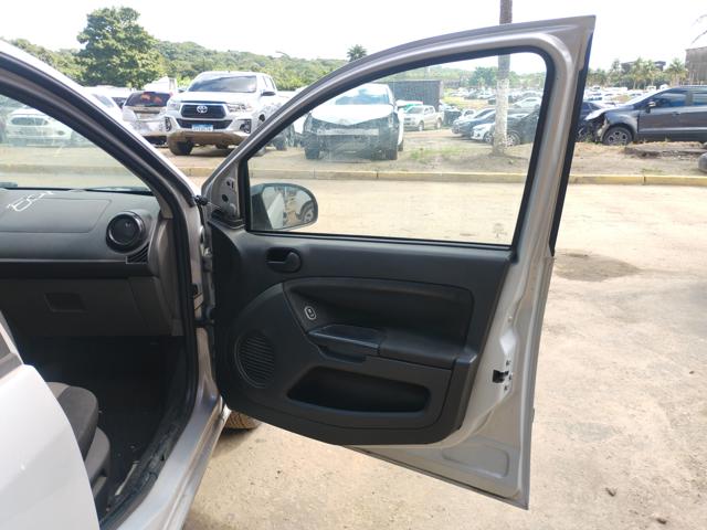 FORD FIESTA FLEX - 2012/2013 — foto 24 de 40
