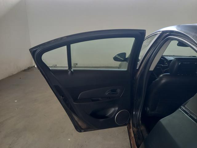 CHEVROLET CRUZE LT NB - 2014/2014 — foto 14 de 36