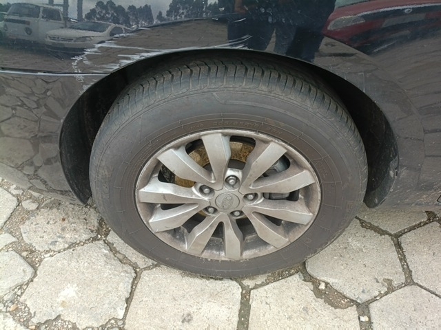 KIA CARENS EX2 2.0L - 2010/2011 — foto 10 de 10
