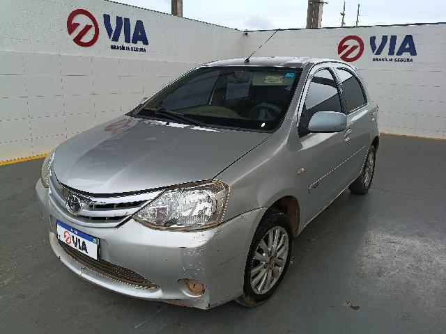 Toyota Etios HB XLS 2013