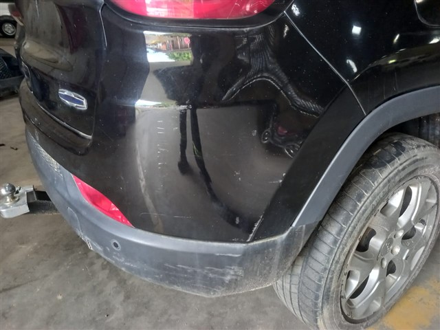 JEEP COMPASS LONGITUDE D - 2018/2018 — foto 17 de 40