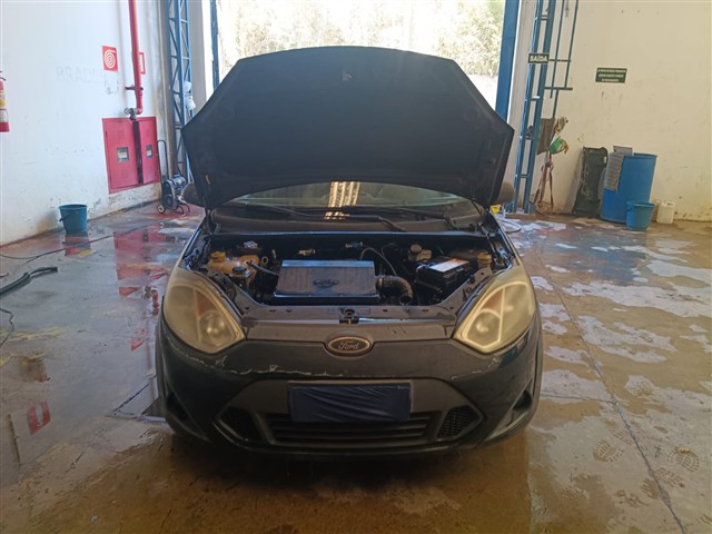 FORD FIESTA SEDAN1.6FLEX - 2012/2013 — foto 25 de 40
