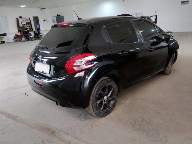 PEUGEOT 208 ALLURE - 2013/2014 — foto 4 de 32