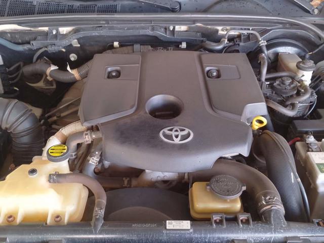 TOYOTA HILUX CDSRXA4FD - 2015/2016 — foto 5 de 28