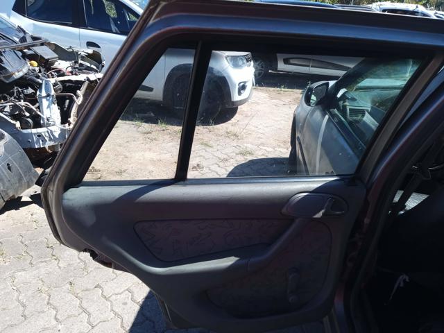 VOLKSWAGEN GOL 16V PLUS - 2001/2001 — foto 25 de 40