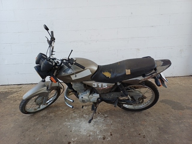 HONDA - CG 150 TITAN KS - leilão extrajudicial - TERESINA PI - lance mínimo R$ 2.200