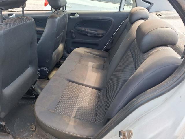 VOLKSWAGEN VOYAGE TL MB - 2015/2016 — foto 16 de 32