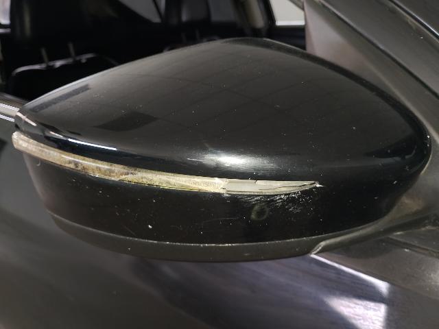 Foto 38 de 44: VERSA 16 UNIQUE - 2015/2016
