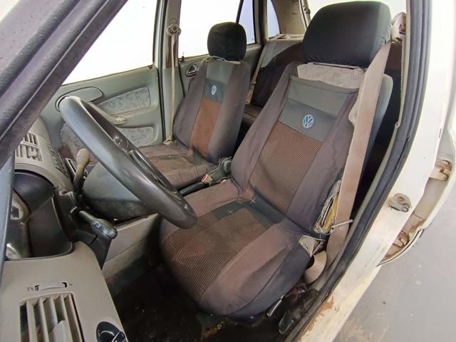 VOLKSWAGEN GOL 16V PLUS - 2001/2001 — foto 19 de 27