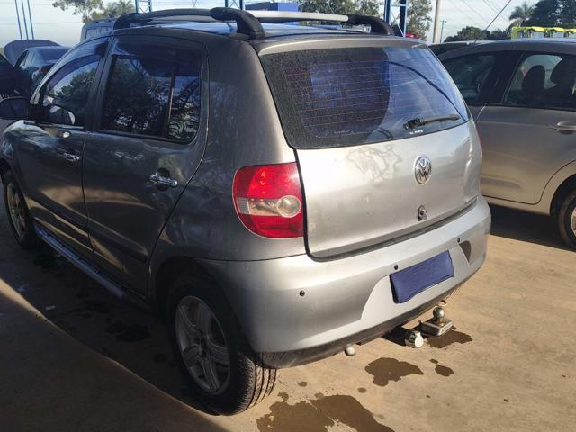 VOLKSWAGEN FOX 1.0 - 2005/2005 — foto 5 de 31