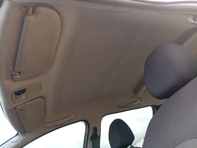 PEUGEOT 207SW XR - 2009/2009 — foto 18 de 32