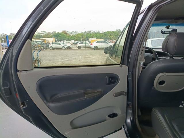 RENAULT SCENIC RT1.6 16V - 2001/2001 — foto 18 de 24