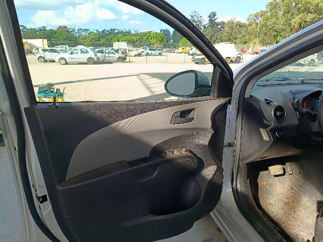 CHEVROLET SONIC LT NB AT - 2013/2013 — foto 21 de 26