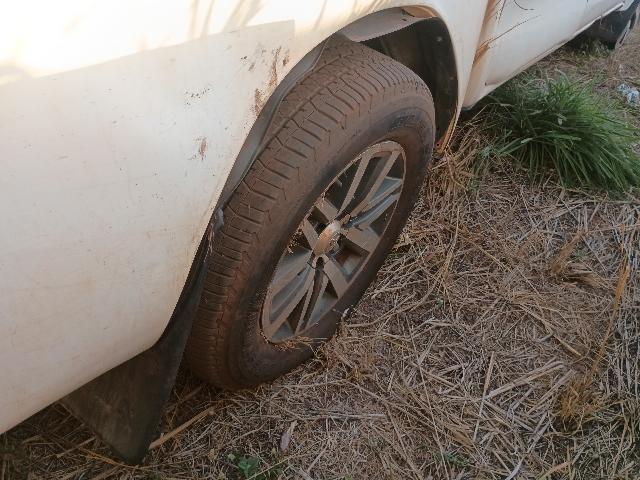 HILUX CD SR 4X4 2.8 TDI DIESEL AUT - 2019/2019 — foto 24 de 25