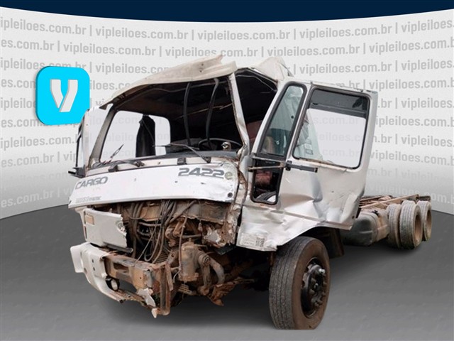 FORD CARGO 2422 E - 2006/2006