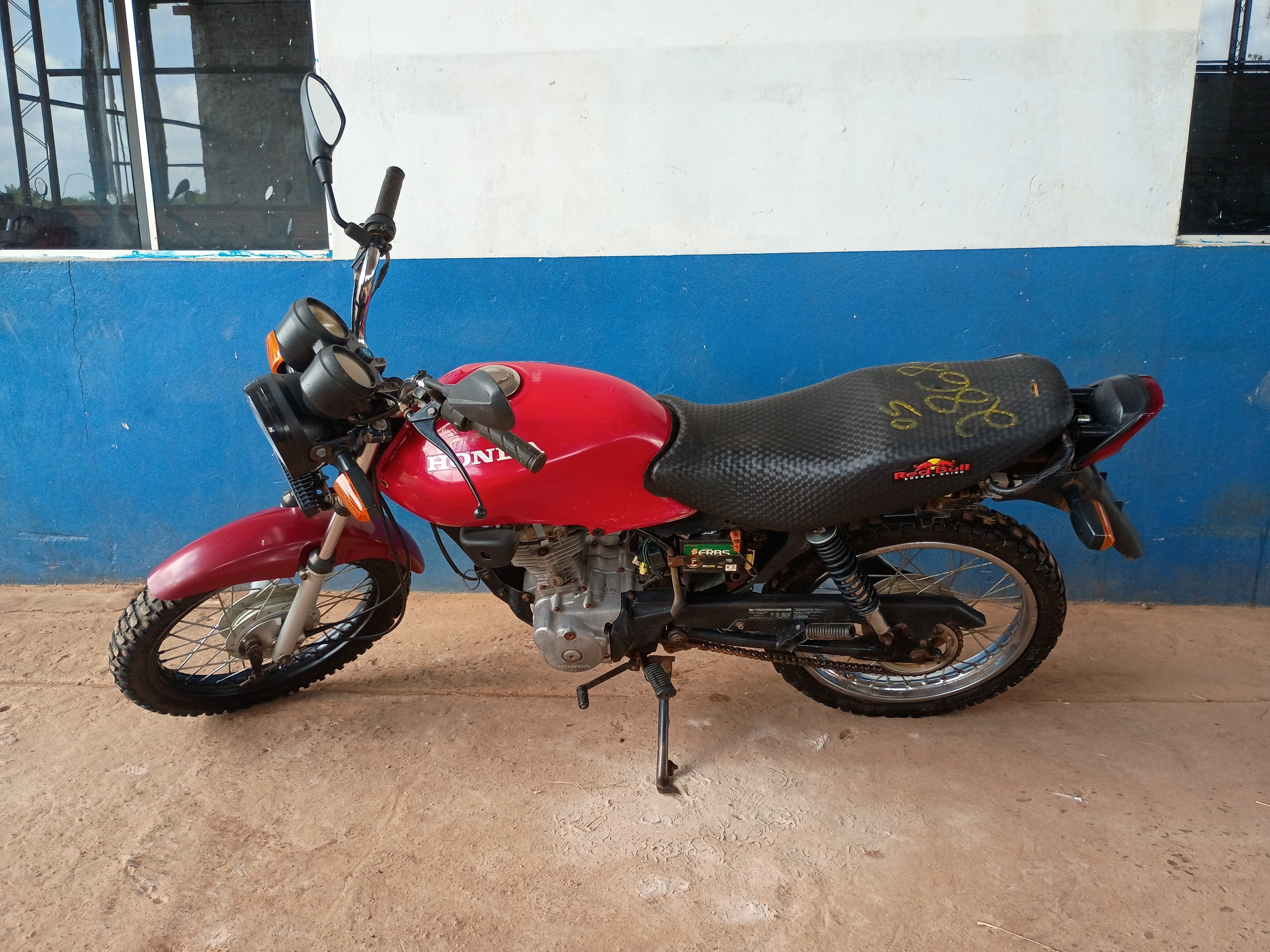 HONDA - CG 125 FAN - leilão extrajudicial - ALTAMIRA PA - lance mínimo R$ 2.960