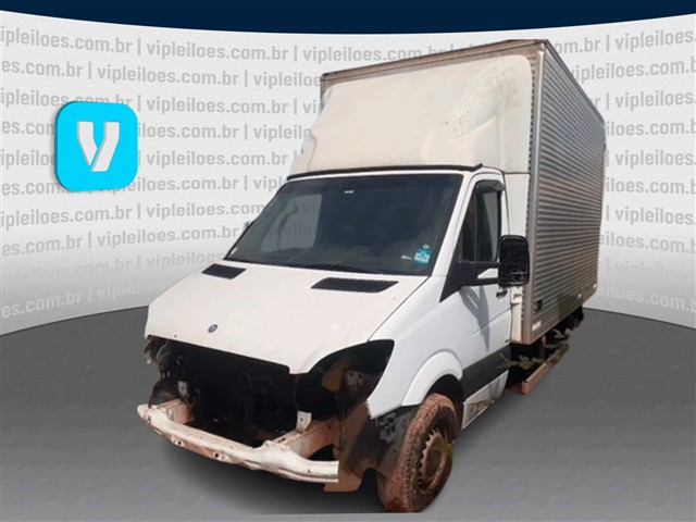 MERCEDES-BENZ - 311CDISTREETC - leilão extrajudicial - VALINHOS SP - lance mínimo R$ 18.000