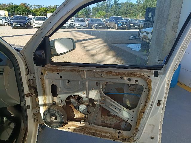 VOLKSWAGEN SAVEIRO 1.8 - 2000/2001 — foto 14 de 22