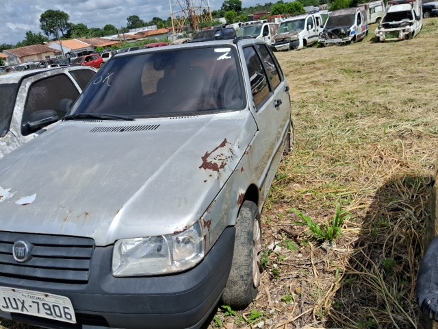 FIAT - UNO MILLE FIRE FLEX - leilão extrajudicial - CASTANHAL PA - lance mínimo R$ 702
