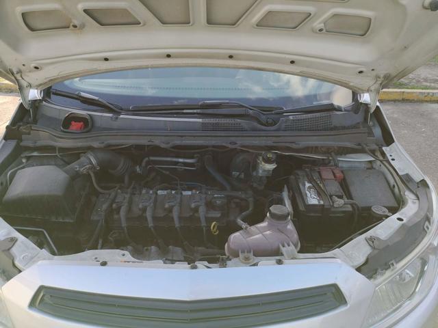 CHEVROLET ONIX 10MT JOYE - 2017/2018 — foto 8 de 27
