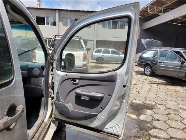 FIAT DOBLO ADV 1.8 FLEX - 2009/2009 — foto 13 de 25