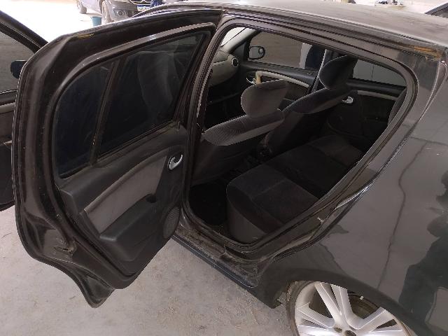 RENAULT SANDERO PRI 16 - 2008/2008 — foto 14 de 28