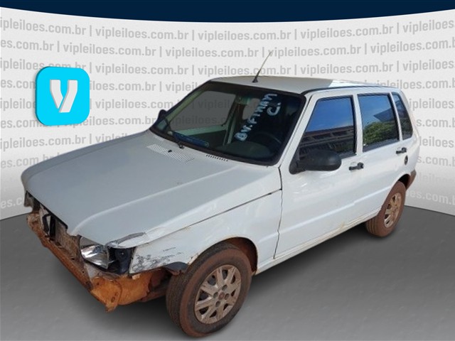 Fiat UNO Mille Economy 2013 em leilão