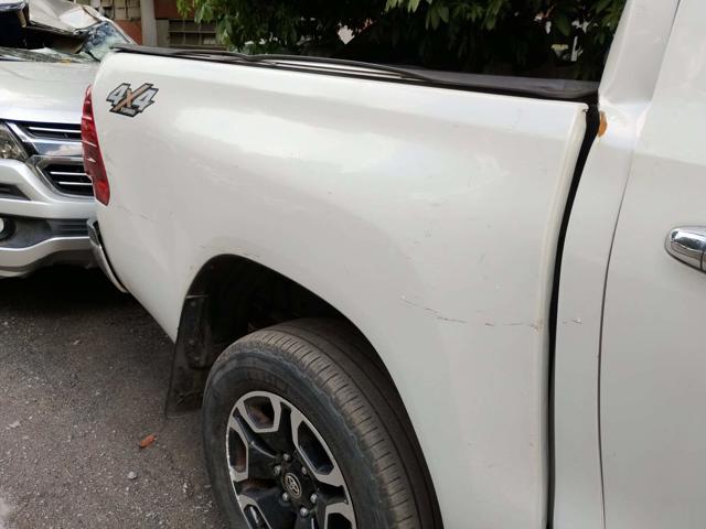 HILUX CD SRV 4X4 2.8 TDI DIESEL AUT - 2021/2022 — foto 34 de 38