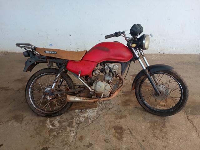 HONDA CG 125 TITAN - 1998/1999 — foto 6 de 11