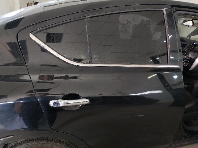 Foto 24 de 44: VERSA 16 UNIQUE - 2015/2016