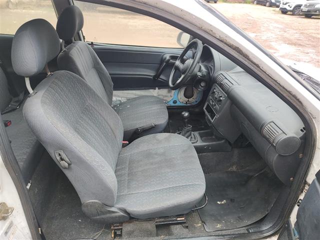 Foto 11 de 24: CORSA WIND - 2000/2000