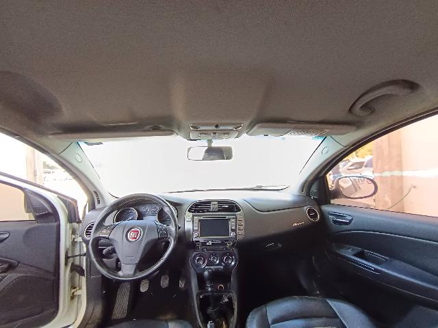 FIAT BRAVO ESSENCE 1.8 - 2013/2014 — foto 23 de 25