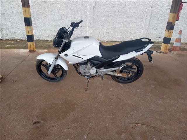 YAMAHA - FAZER YS250 - leilão extrajudicial - ZONA RUAL PA - lance mínimo R$ 600