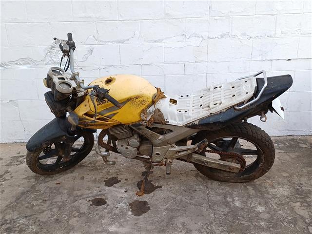 Honda CBX 250 Twister 2007 em leilão