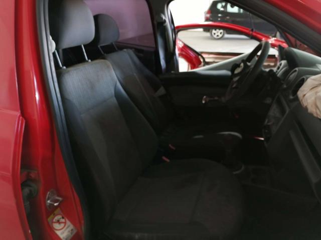 VOLKSWAGEN NOVO VOYAGE 1.0 - 2013/2014 — foto 11 de 31