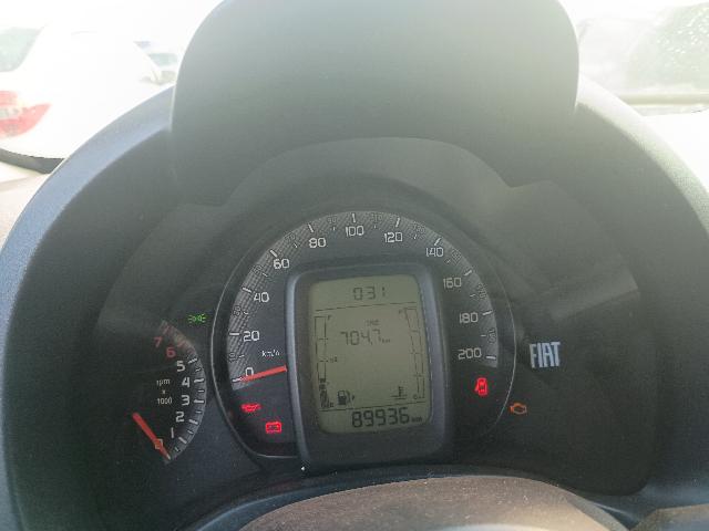 FIAT UNO DRIVE 1.0 FLEX 6V 5P - 2017/2018 — foto 5 de 19