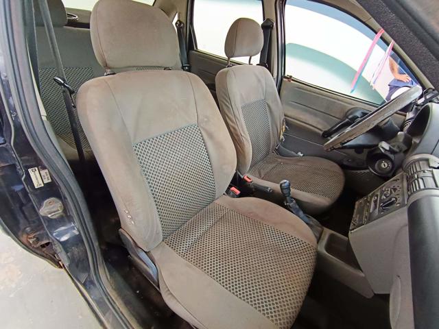 CHEVROLET CLASSIC LS - 2010/2011 — foto 12 de 26