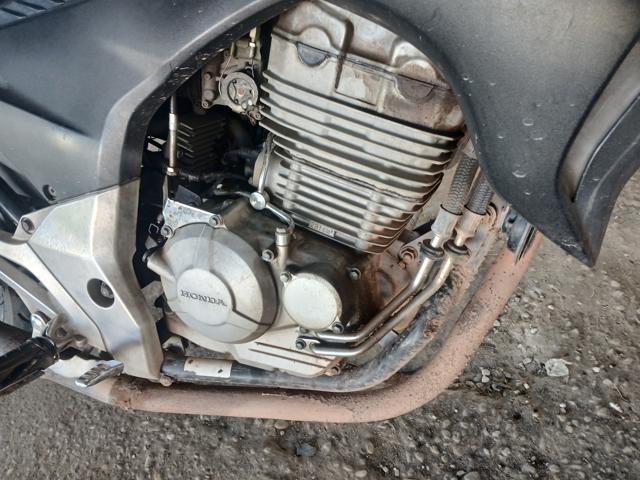 HONDA CB 300R - 2009/2010 — foto 7 de 9