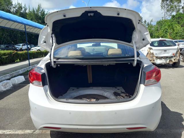 HYUNDAI ELANTRA GLS - 2011/2012 — foto 26 de 31