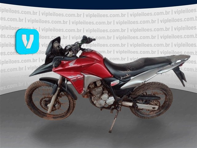 HONDA - XRE 300 - leilão extrajudicial - VÁRZEA GRANDE MT - lance mínimo R$ 4.200