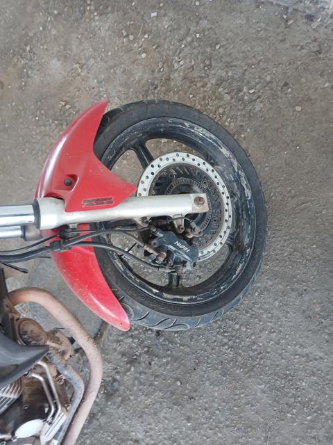 HONDA CB 300R - 2009/2010 — foto 8 de 9