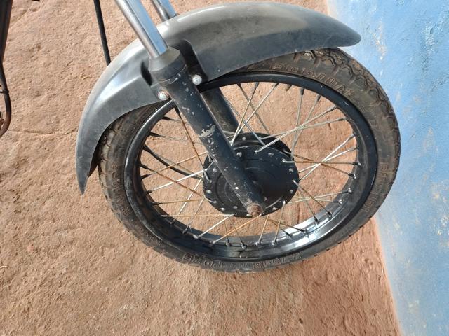Foto 8 de 10: CG 125 CARGO - 2002/2002