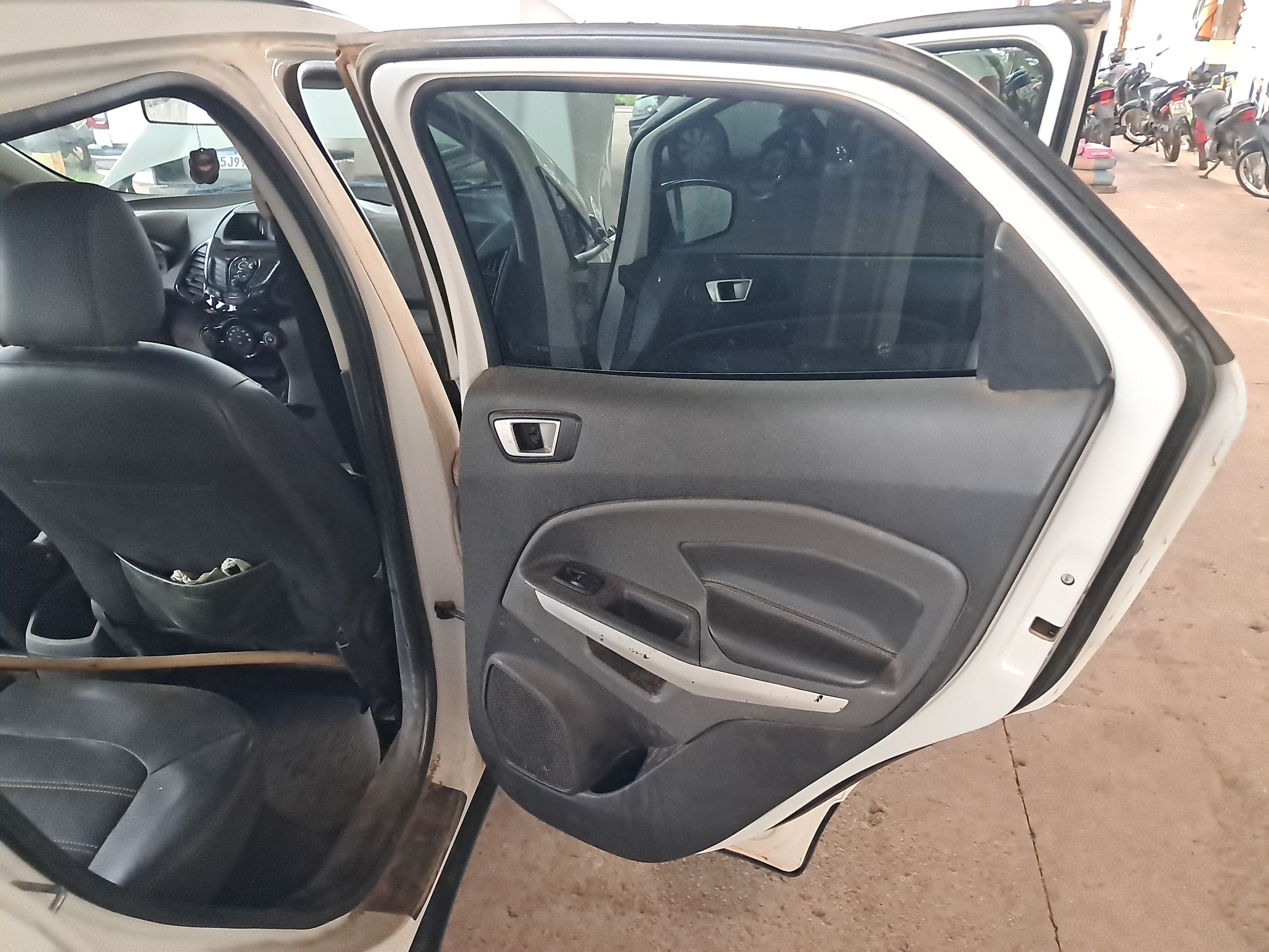 FORD ECOSPORT FSL 1.6 - 2014/2015 — foto 15 de 29