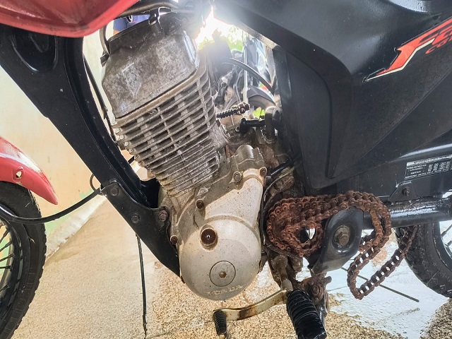 HONDA CG 125 FAN ES - 2010/2011 — foto 11 de 21