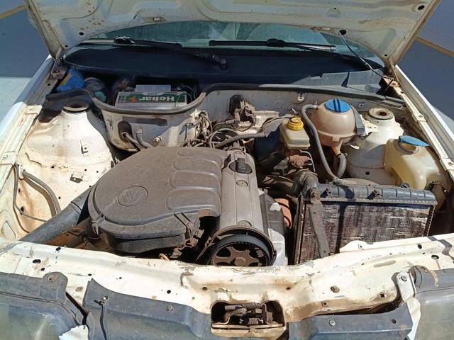 VOLKSWAGEN GOL 1.0 PLUS - 2001/2001 — foto 25 de 27