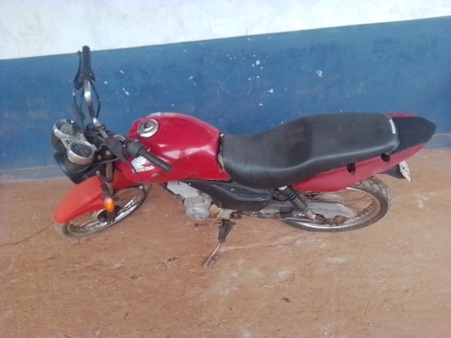Honda CG 150 FAN ESI 2010 em leilão