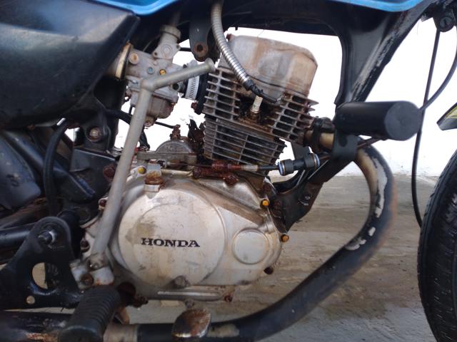 HONDA CG 125 TITAN - 1998/1999 — foto 7 de 11